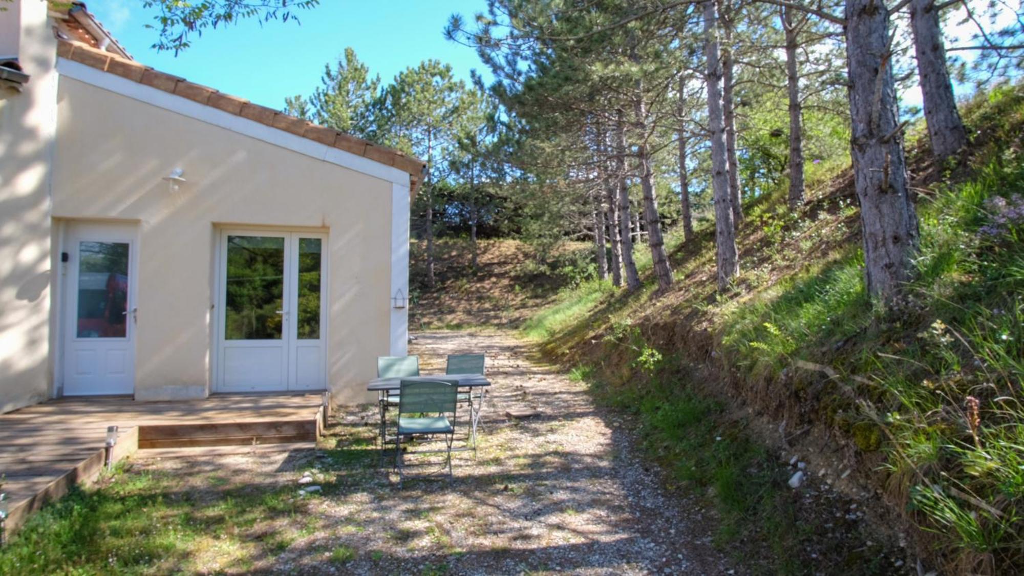 Gite Lechappee Bleue Dromoise - La Chambre Aouste-sur-Sye Exteriör bild